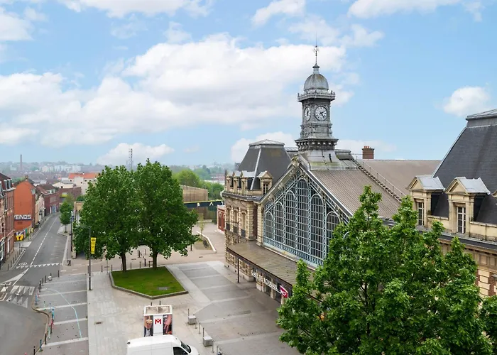 B&B HOTEL Lille Roubaix Campus Gare